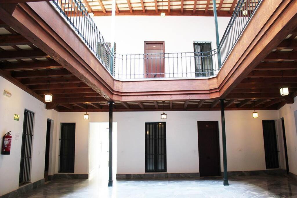 Fancy Apartment In A Historic House, Chiclana City Center By C. Dreams Чиклана-де-ла-Фронтера Экстерьер фото